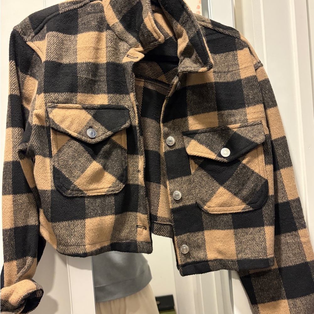 Love Tree Checkered Jacket in Black and Tan